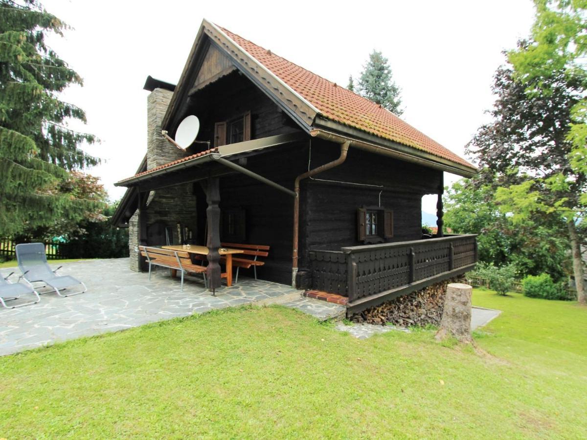 Quiet Holiday Home Near Ski Resort Neuhaus  ภายนอก รูปภาพ